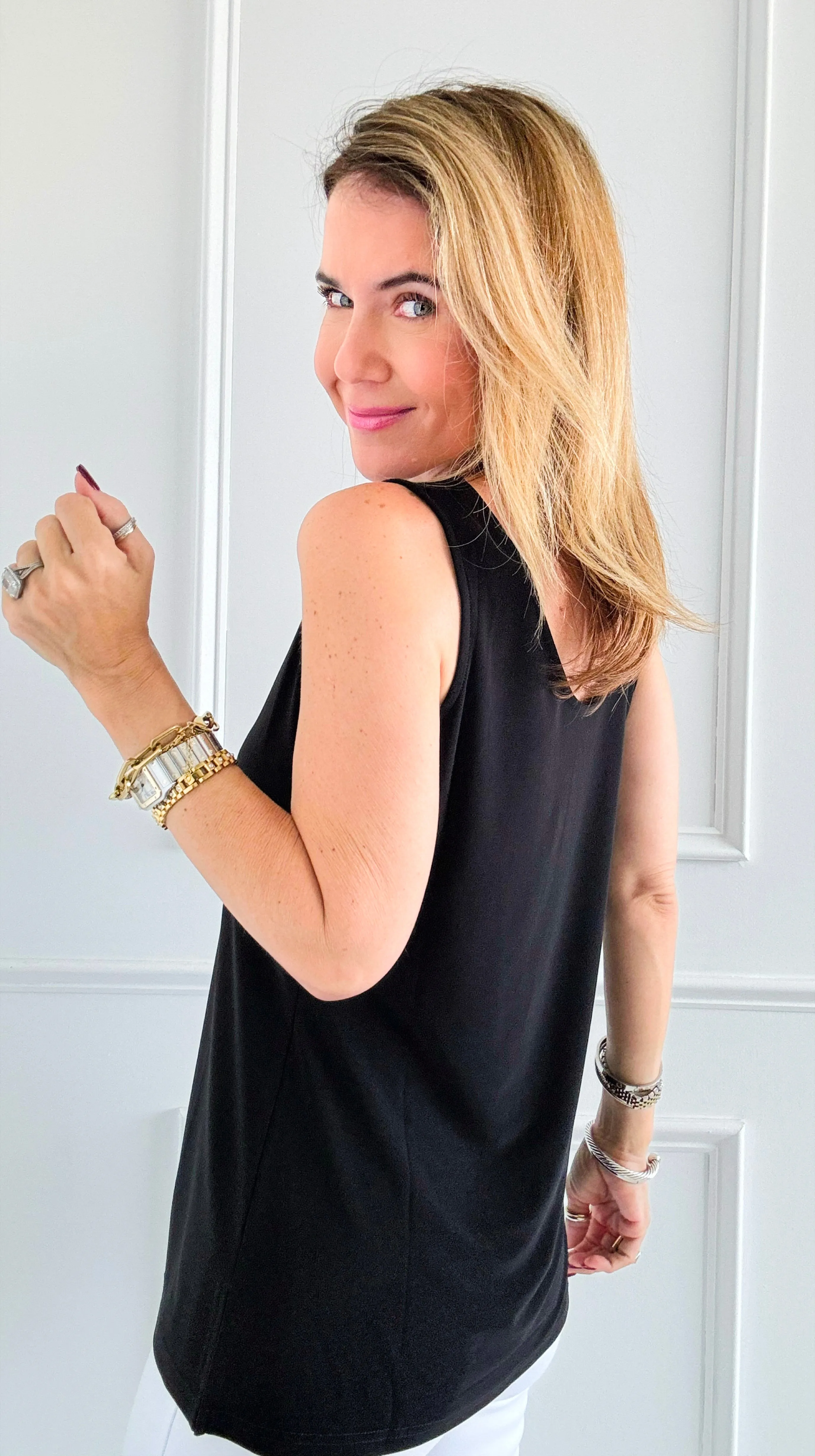 Bright Day Essentials Tank - Black