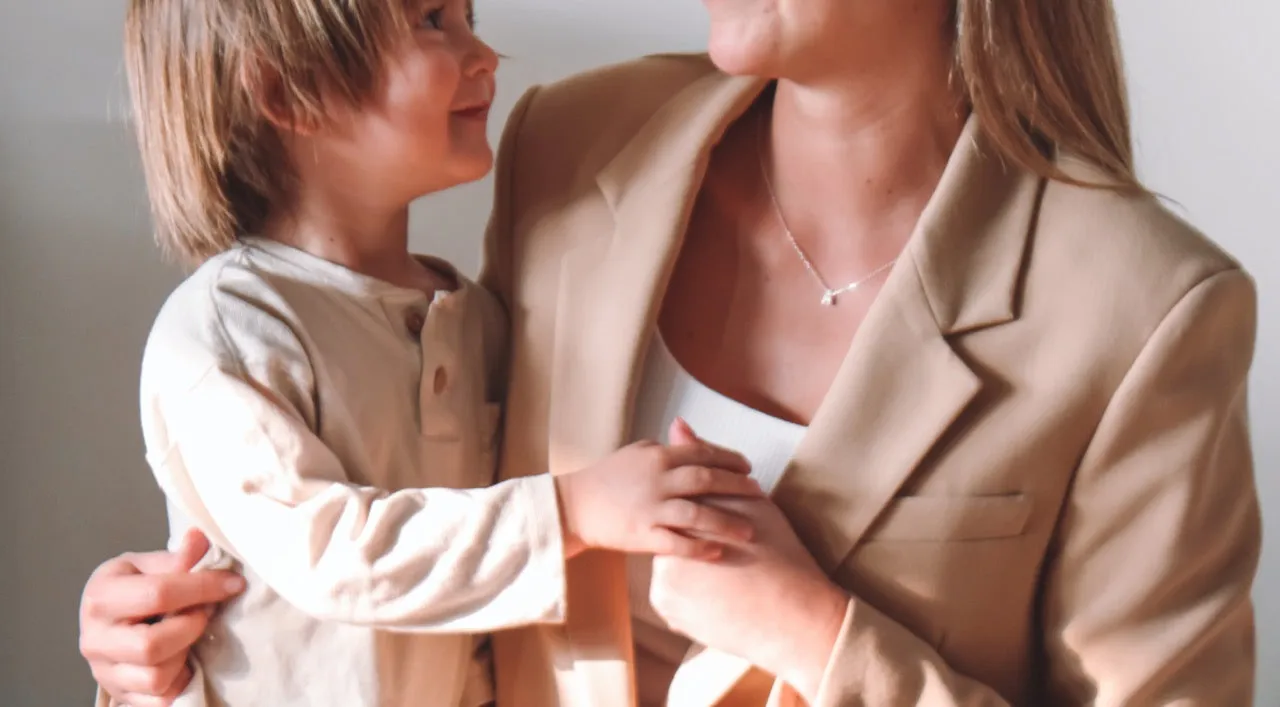 Collar Letras