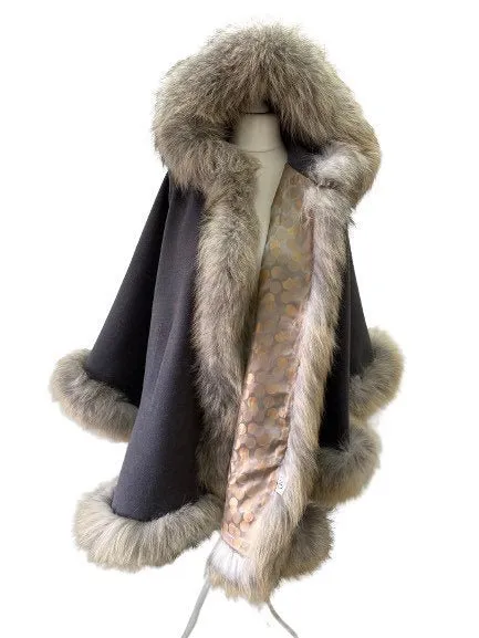 Grey Women Winter Coat Cape Trim Fox Fur, Winter Women's Poncho Jacket lined, Warm Women's coat with a hood
