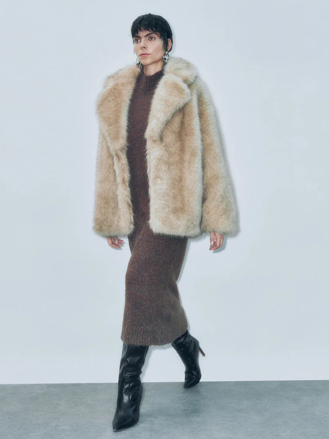 Notched Collar Fur Jackets