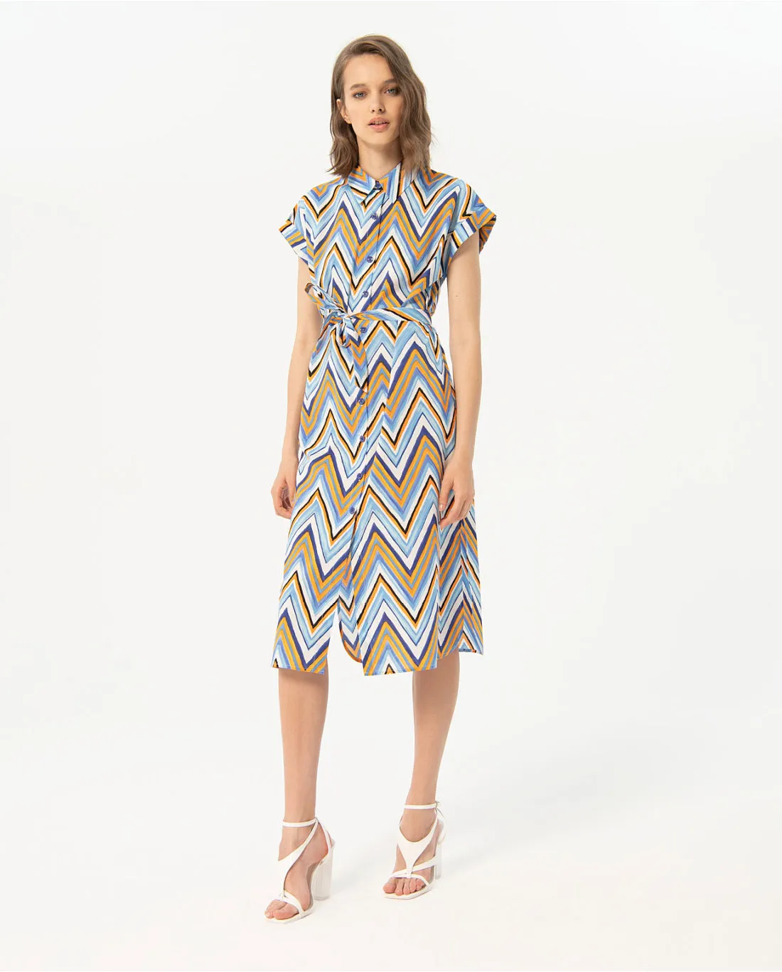 SURKANA <BR>
Printed midi shirt dress <BR>
Blue <BR>
